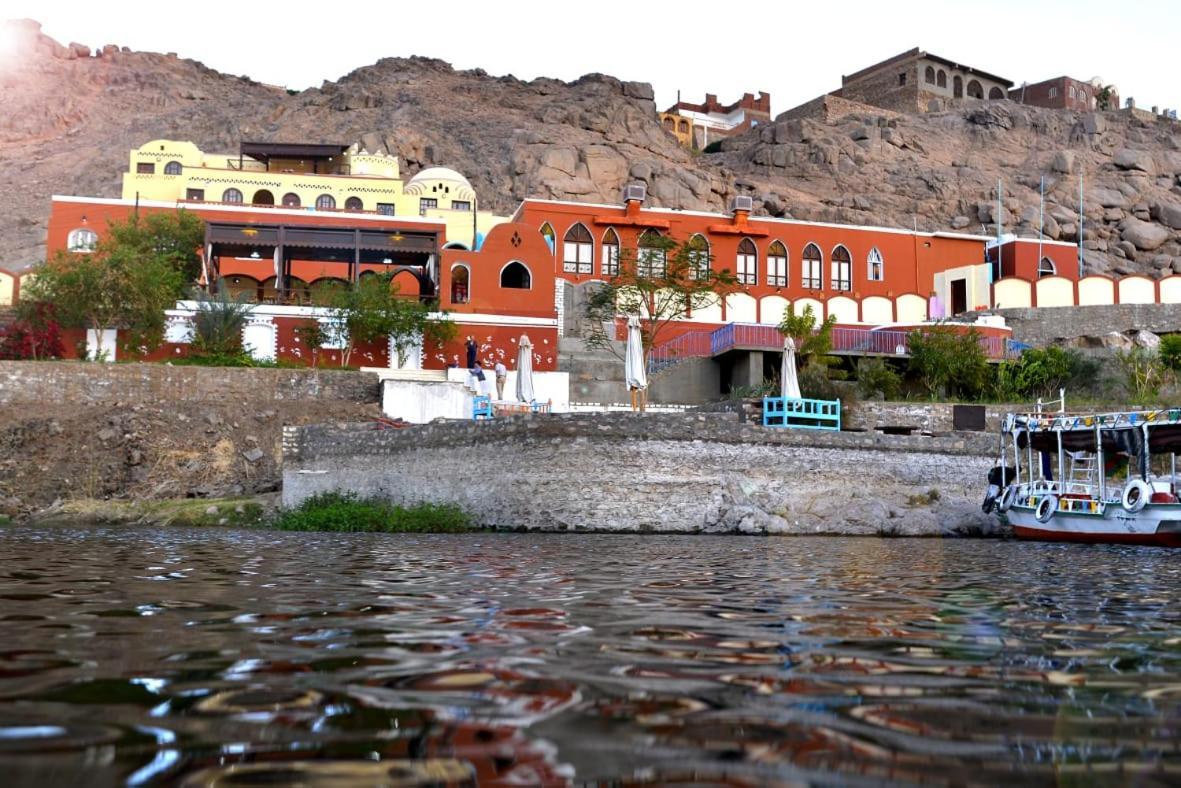 فندق Kato Narty أسوان المظهر الخارجي الصورة